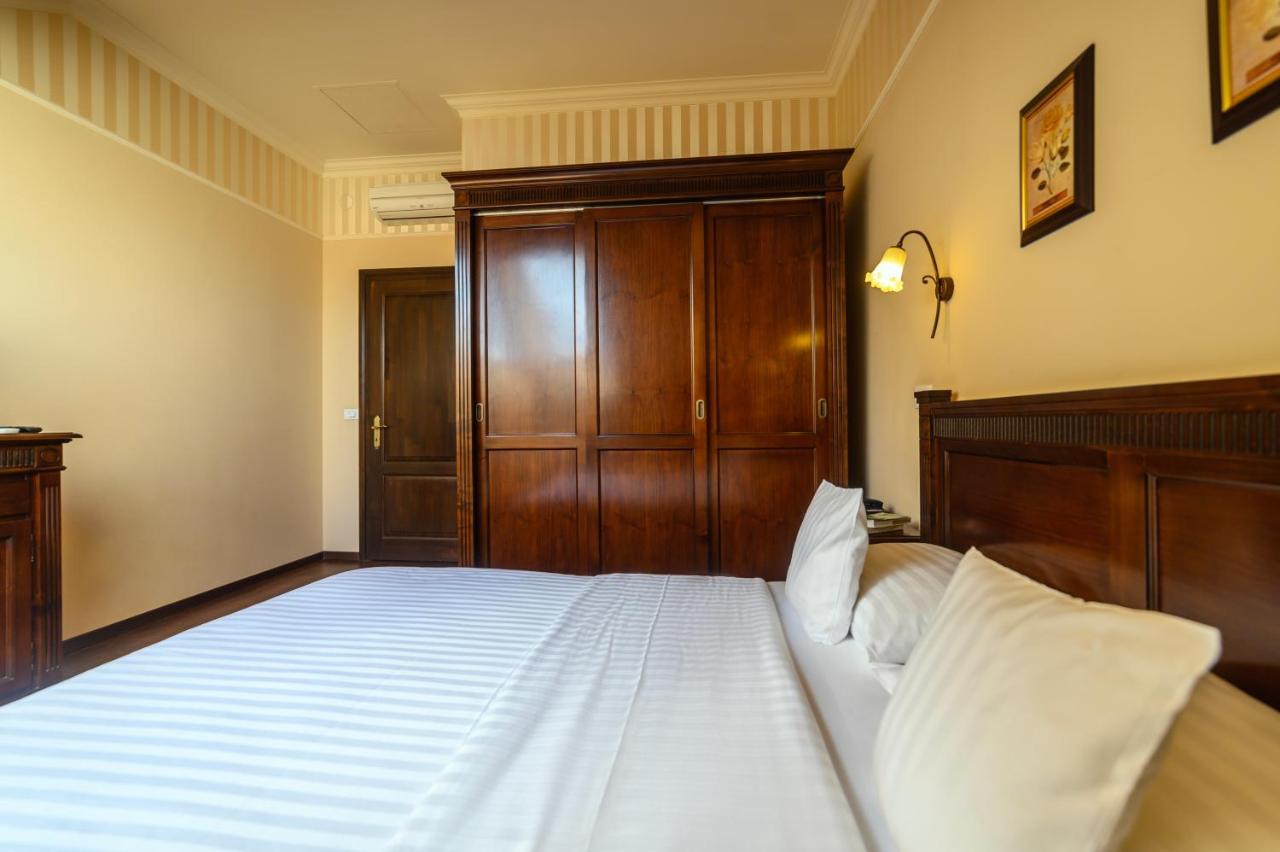 Hotel Iosefin Residence Timisoara Luaran gambar